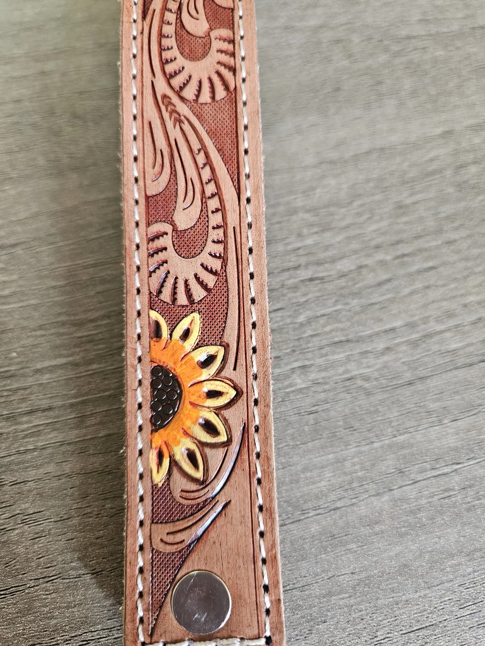 Sunflower Genuine Tooled Leather Wristlet Keychain - Tan - NWOT